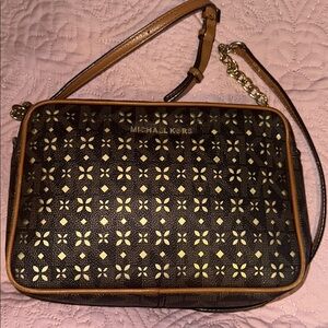 Michael Kors cross body purse